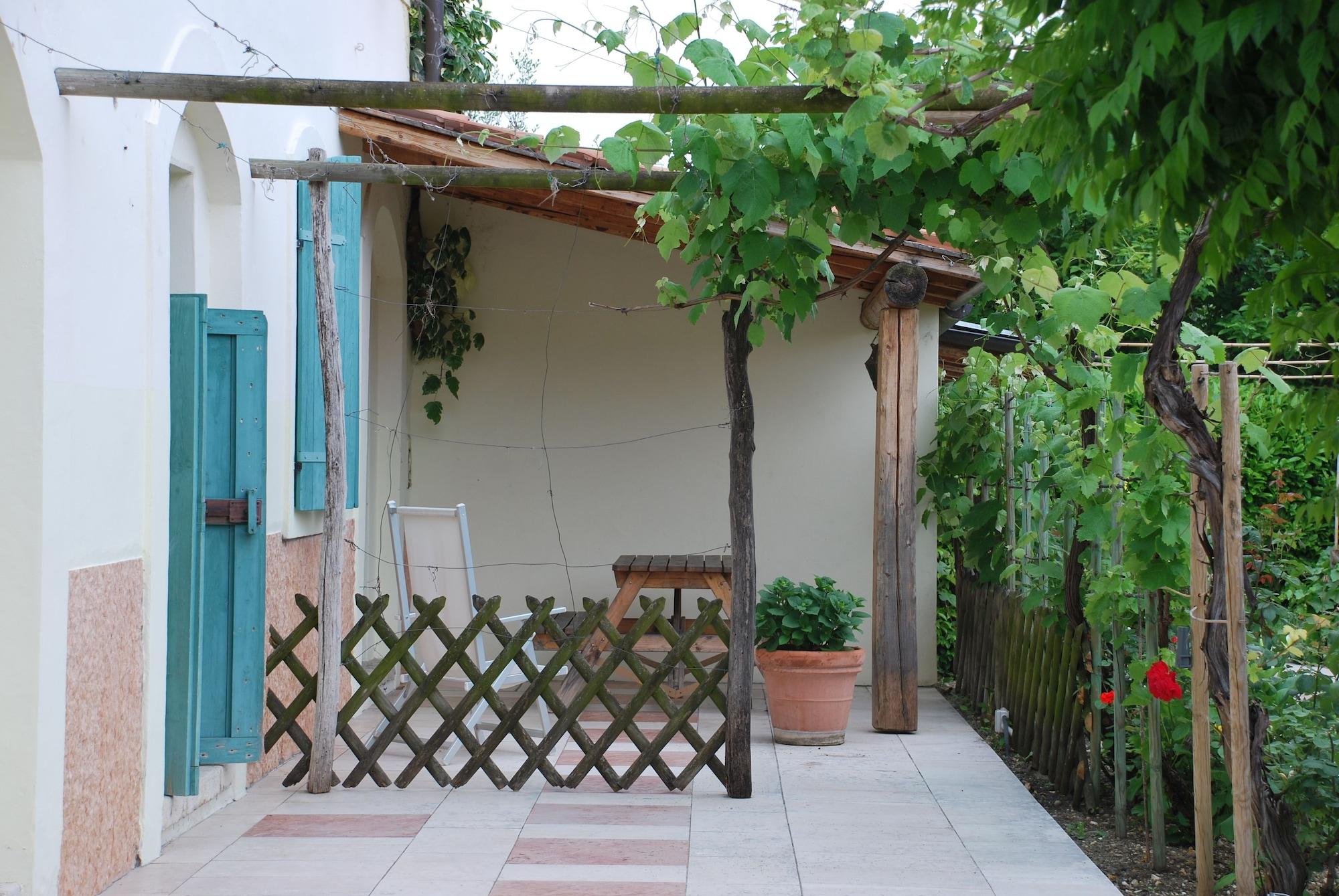 Bed and Breakfast La Tinassara Lazise Exterior foto