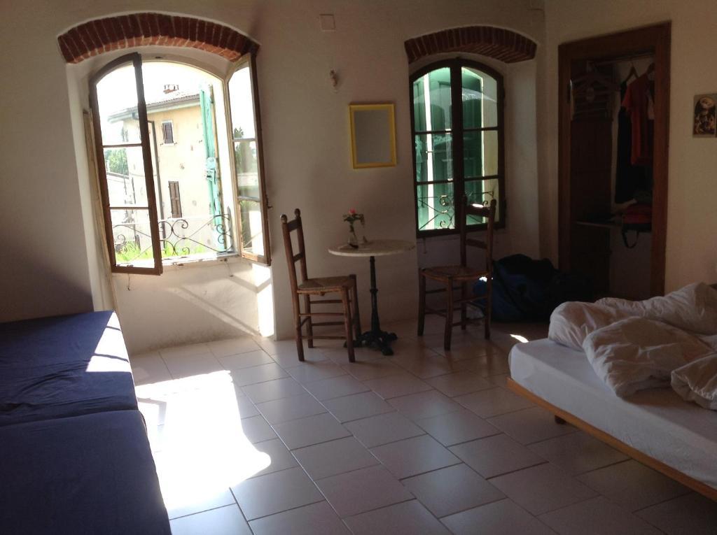 Bed and Breakfast La Tinassara Lazise Habitación foto