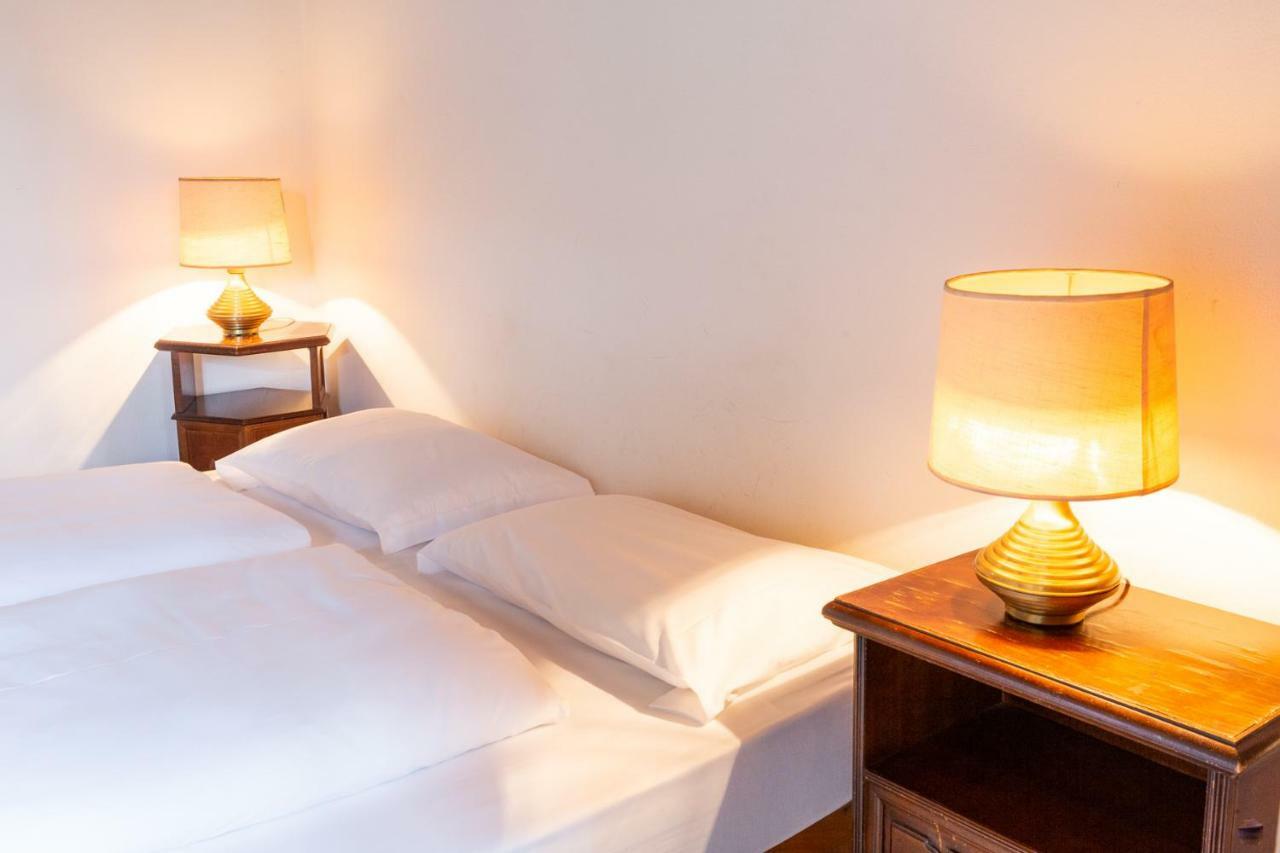 Bed and Breakfast La Tinassara Lazise Exterior foto